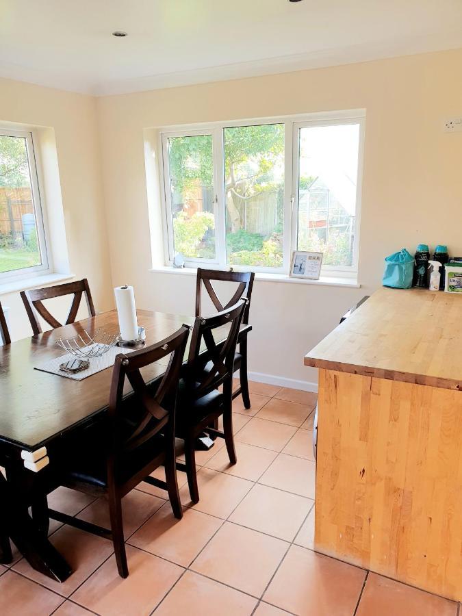 Specious 3Bed Property With Parking & Large Garden Aveley Buitenkant foto