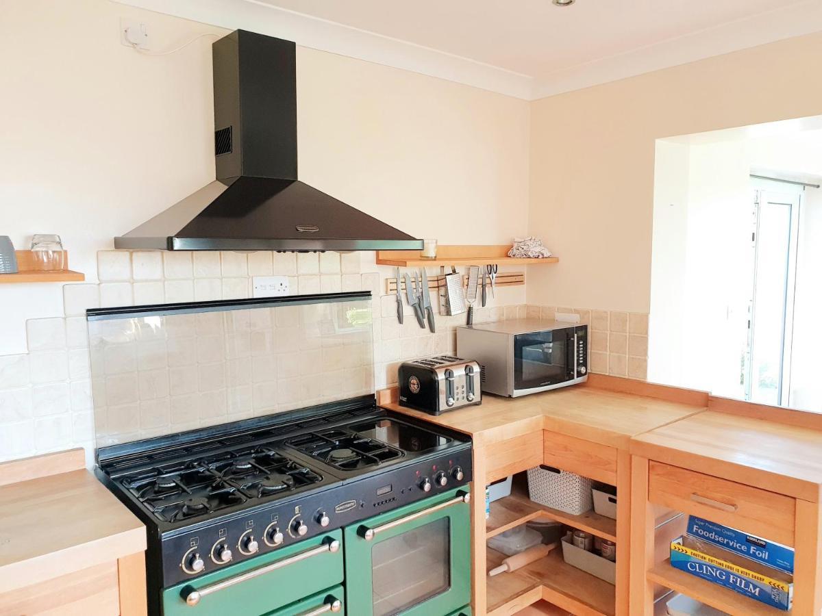 Specious 3Bed Property With Parking & Large Garden Aveley Buitenkant foto